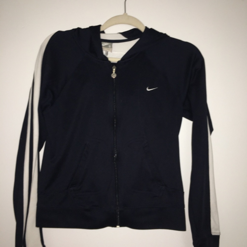 🌻Nike work-out jacket-women’s
